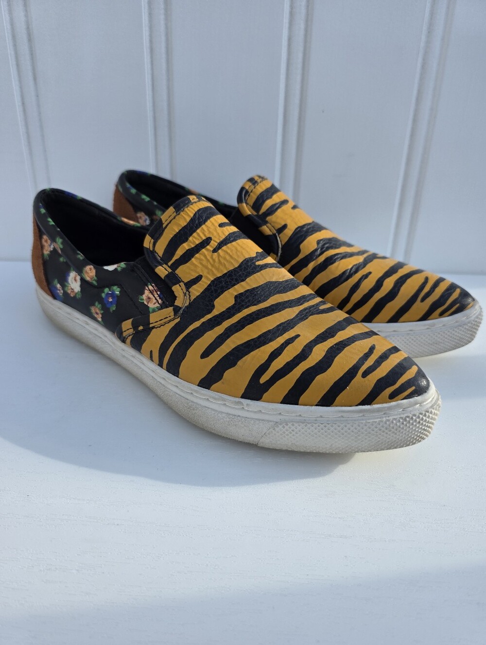 Coach Tiger Print Slip On Shoes Sneakers Leather Orange Black Women Size 7B